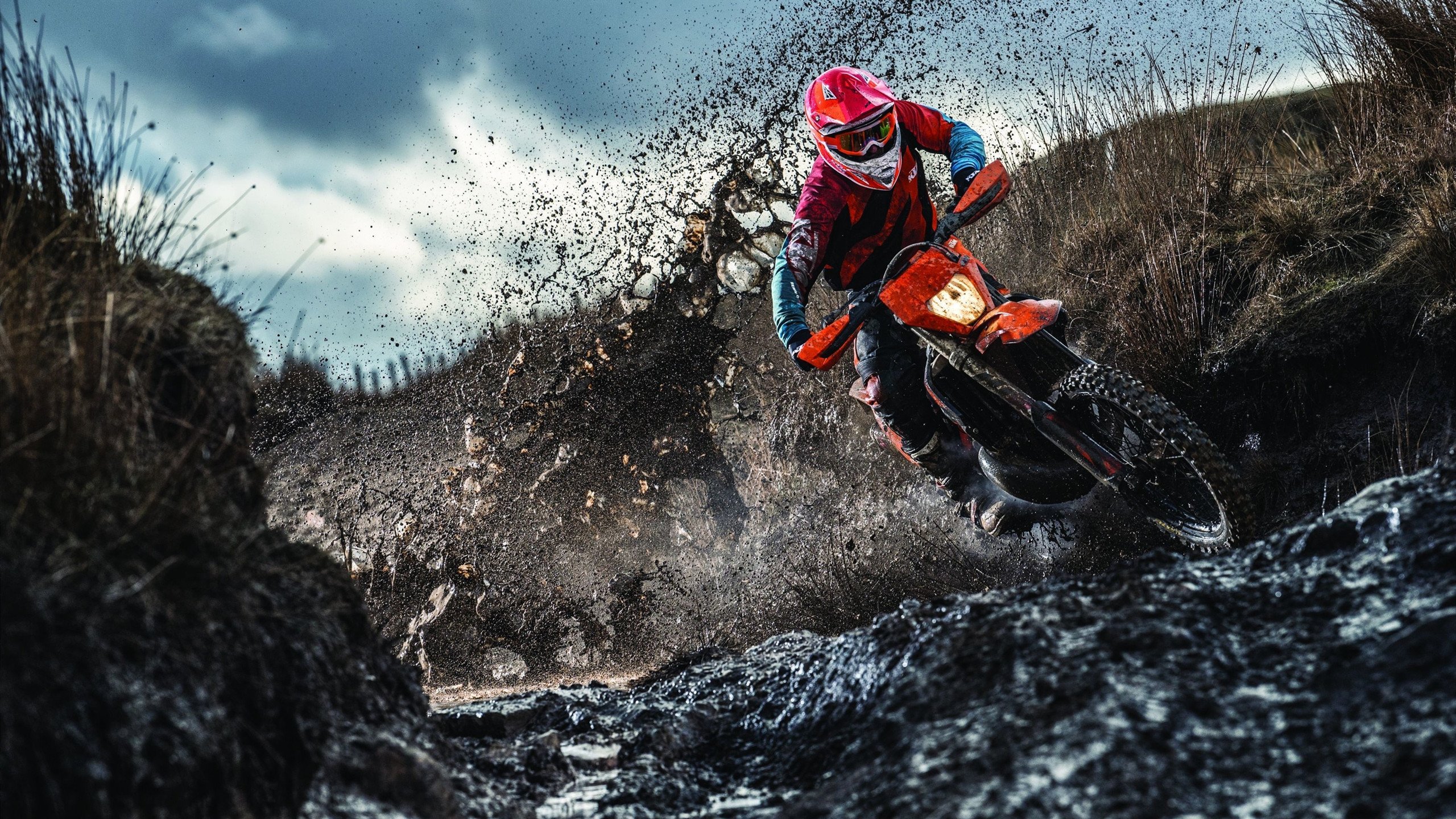 电竞产业融合泛娱乐，引领行业新潮流，电竞泛娱乐产业有什么